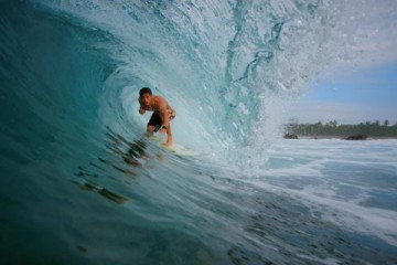 Diego Salgado Surfing (c) Anja Knorr