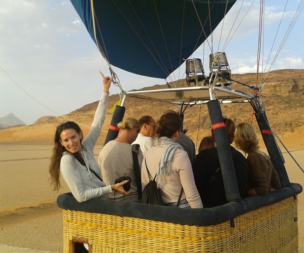 Heißluftballon Wüste Jordanien (c) Anja Knorr