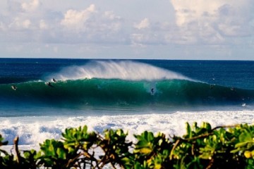 Hawaii Oahu Pipeline (c) Peter Liers